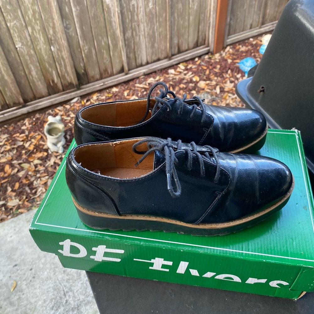 Chinese Laundry Oxford shoes